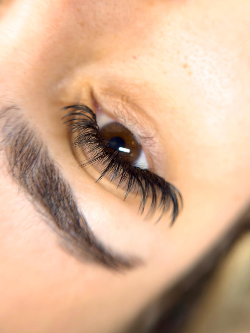 Classic lashes
